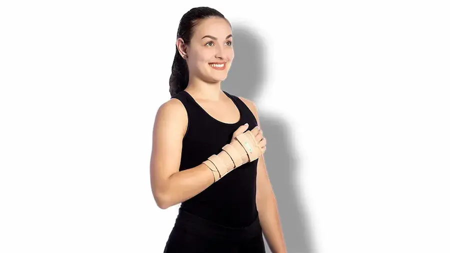 Tala para punho ortopédica usada para imobilização e suporte da articulação durante tratamento de lesões no punho